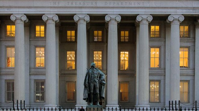 От Трампа требуют налоговую декларацию