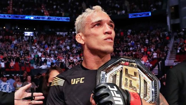 Quién es Charles Oliveira, el rival de Ilia Topuria por el título del peso ligero de la UFC