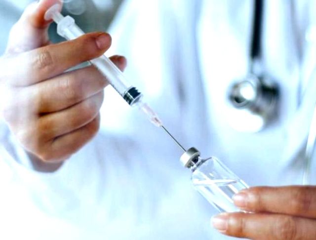 Rusia anunță că va avea un vaccin anti-COVID în luna august, în ciuda temerilor privind siguranța și eficiența acestuia