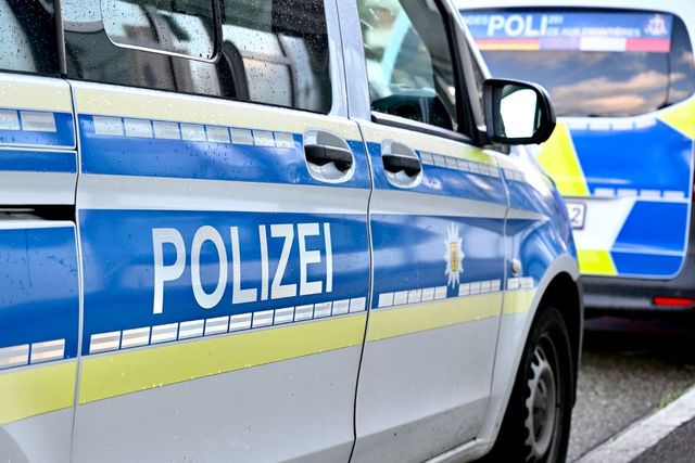 Mai mulți răniți după ce o mașină a intrat în mulțime, în Stuttgart