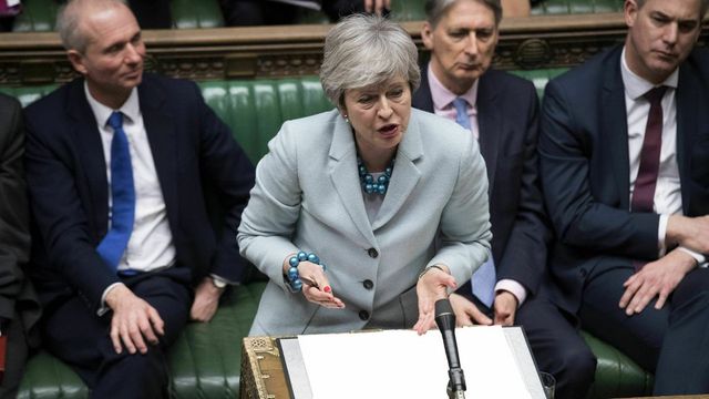 Britský parlament převzal kontrolu nad brexitem