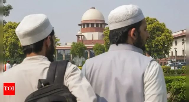 Supreme Court to consider question of interim relief in pleas challenging validity of amended Waqf law on May 20