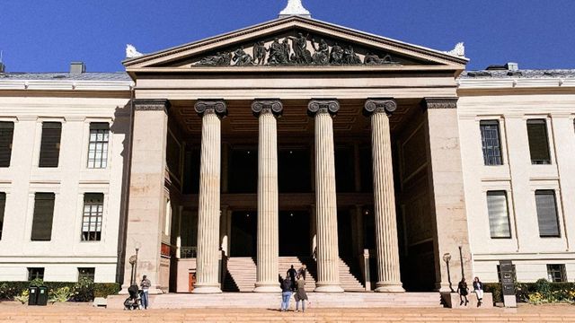 Atac cu cuțitul la o universitate din Norvegia