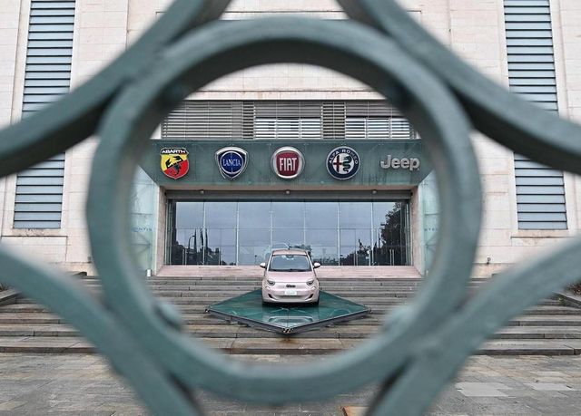 Stellantis, a luglio -1,1% le vendite di auto in Europa