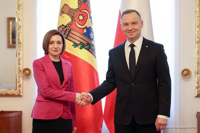 Relațiile moldo-poloneze discutate, la Varșovia, de Președinta Maia Sandu și Președintele Andrzej Duda