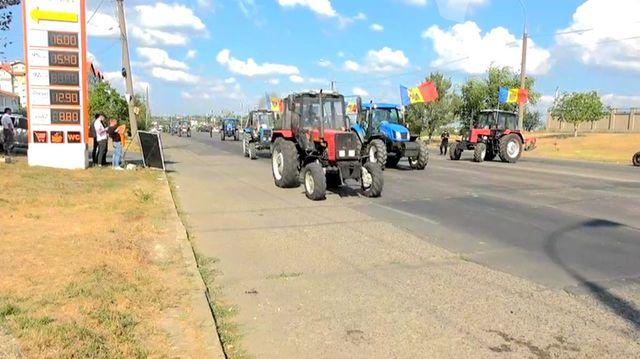 Agricultorii au anunțat că renunță la proteste