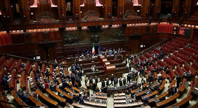 Onorevoli morosi, le quote non pagate un guaio per i partiti