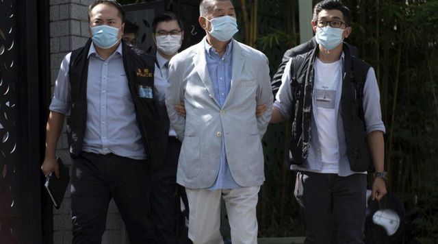 Hong Kong, arrestato tycoon Jimmy Lai
