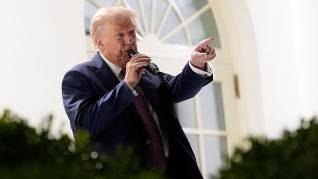Trump Hosts First Dinner In Renovated Rose Garden With Congressional Leaders | Watch