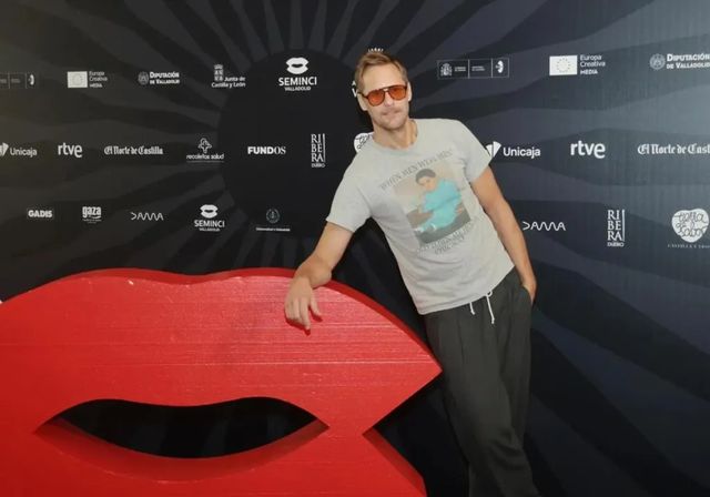 «El sexo en pantalla es aburrido, lo divertido es la tensión previa entre los personajes»