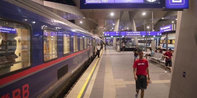 Itt a bejelentés, az osztrák vasút jövő hétfőtől levágja a magyar vonatokat a nyugat-európai hálózatról