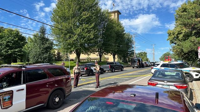 Tiroteo en una iglesia y colegio católica en Mineápolis