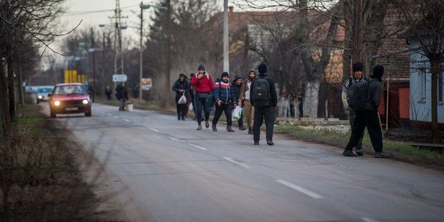 A horvát határhoz rendelték a szerb hadsereget, hogy megvédjék a lakosságot a migránsoktól