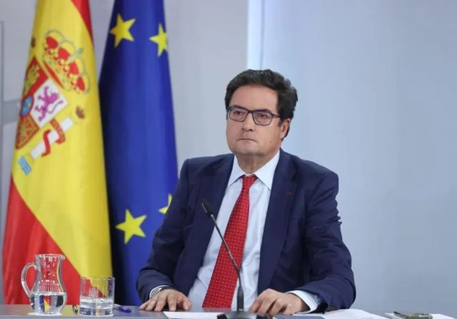 Óscar López cancela su presencia en el mayor foro de digitalización en España tras la polémica por un contrato con Huawei