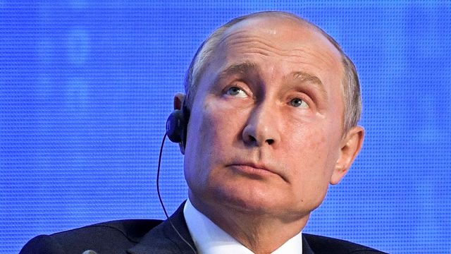 Russian President Vladimir Putin signs off law to label journalists as foreign agents