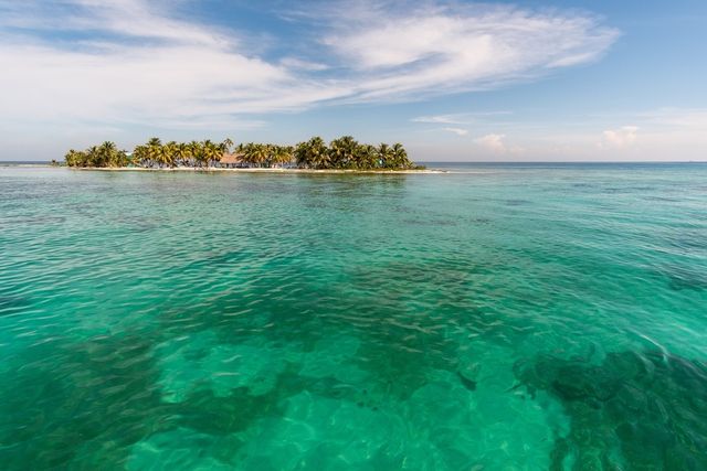 Uniunea Europeană a decis eliminarea statului Belize de pe lista paradisurilor fiscale