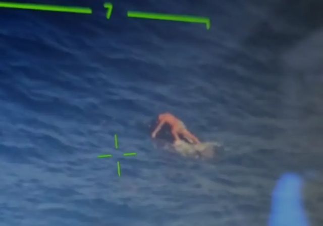 Rescatan a un joven desaparecido en moto acuática tras tres días en el mar en Gran Canaria