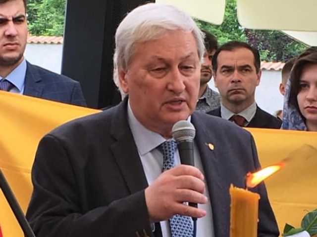 Николай Малинов с обвинения, Решетников със забрана да влиза в България