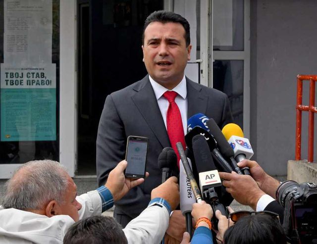 Заев очаква новото правителство на България да бъде сформирано през април