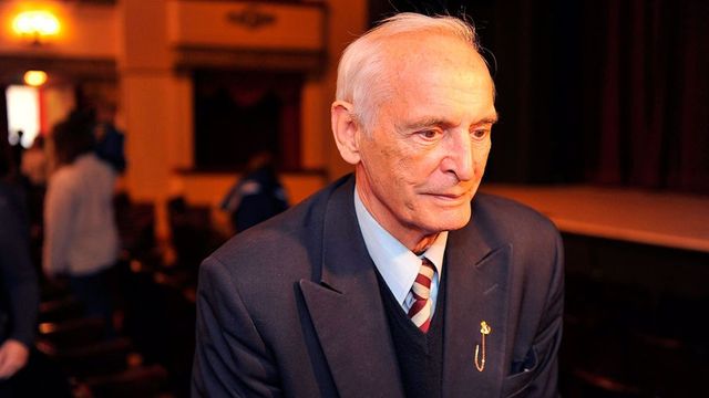 Путин поздравил Василия Ланового с 87-летием