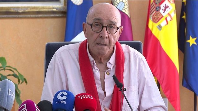 El alcalde del pueblo de Toledo que inició una huelga de hambre para pedir un instituto la suspende una semana después