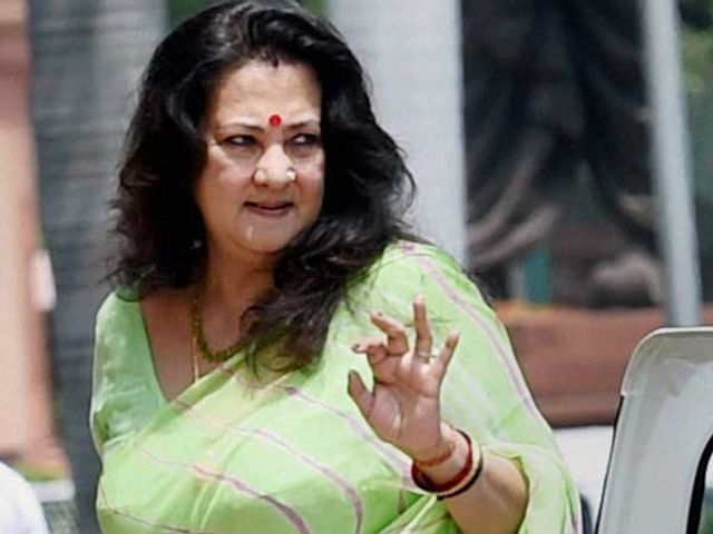 ‘Woke Up Late’: Moon Moon Sen on Why She Was Unaware of Violence in Her Constituency Asansol