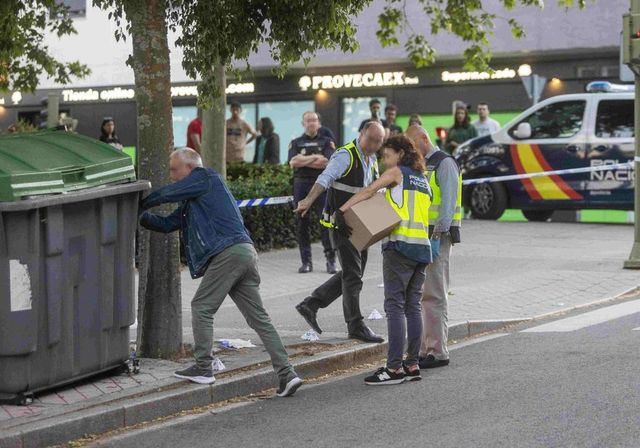 Un menor mata a puñaladas a un joven en una pelea por una chica en Cáceres