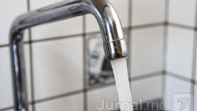 Mai mulți locuitori ai capitalei, joi, 15 octombrie, rămîn fără apă la robinet