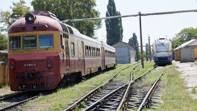 Un adolescent din Ungheni a fost lovit de tren