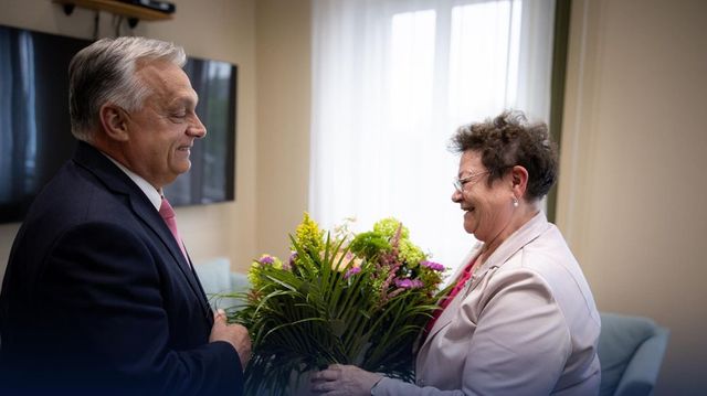Orbán Viktor búcsúzott a nyugdíjba vonuló Müller Cecíliától