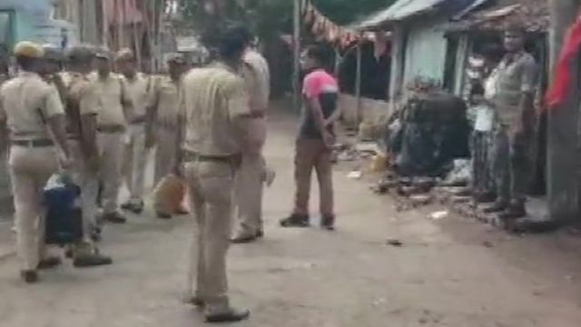 2 dead, 4 injured in explosion in West Bengal's Kankinara