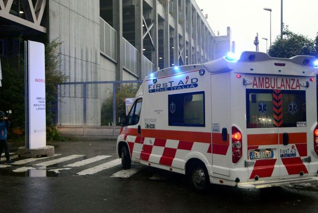 Covid Italia, Bassetti: assalto ai pronto soccorso e gente terrorizzata, ospedali in tilt