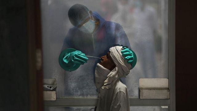 Delhi govt issues advisory on Covid amid rise in cases, asks hospitals to keep beds, oxygen prepared