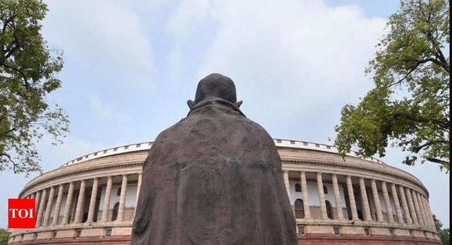 82 ex-MPs still to vacate official bungalows despite Lok Sabha panel warning