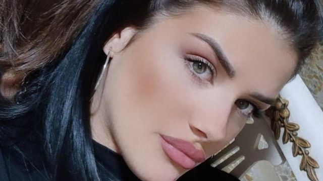 Napoli, muore a 21 anni dopo intervento al seno: autopsia sul corpo di Alessia Neboso