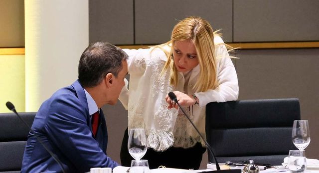 Los líderes de la UE encargan la base legal para usar activos rusos para financiar a Ucrania