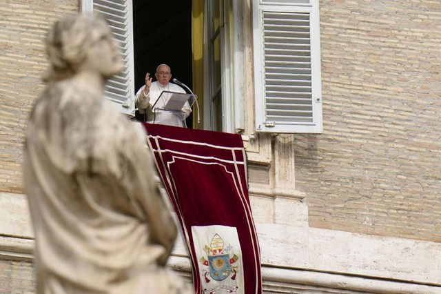 Il Papa è influenzato, annulla le udienze di oggi