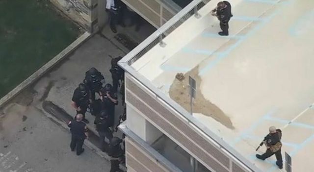 Sparatoria in corso in un'università a Philadelphia