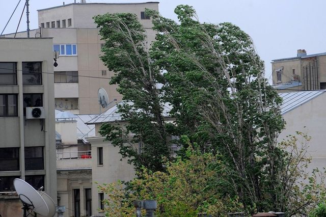 Cod galben de furtună în Suceava