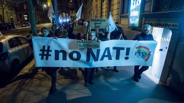 Az új Nat és szakképzési rendszer ellen tüntetett a PDSZ Budapesten
