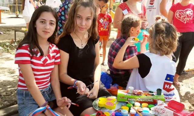 Президент Молдовы поздравил молодежь с Международным днем молодежи