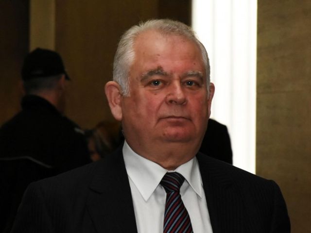 Антикорупционната комисия иска 1 163 000 лева от ген. Кирчо Киров