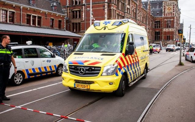 Explozii provocate de colete capcană în Olanda