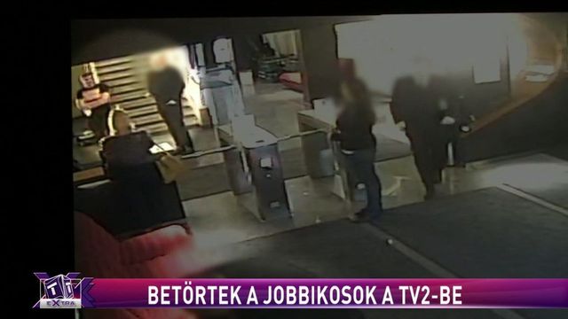 Jobbikosok törtek be a TV2-be
