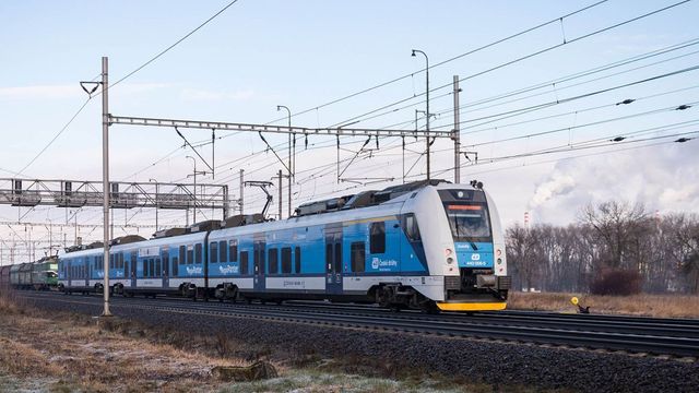 České dráhy před Vánoci přidají do vlaků 10 tisíc míst, spoje posiluje i konkurence