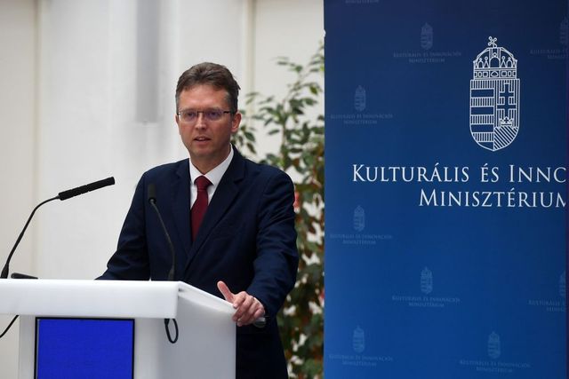 Hankó Balázs: Brüsszel a magyar egyetemek szuverenitását támadja