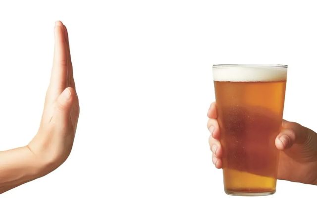 El fenómeno 'sober curious': ¿por qué los jóvenes están dejando de beber alcohol?