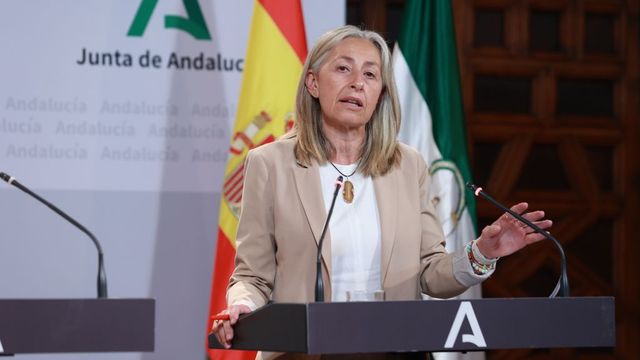 Juanma Moreno pide ayuda para localizar a las afectadas por los errores en el cribado de cáncer de mama
