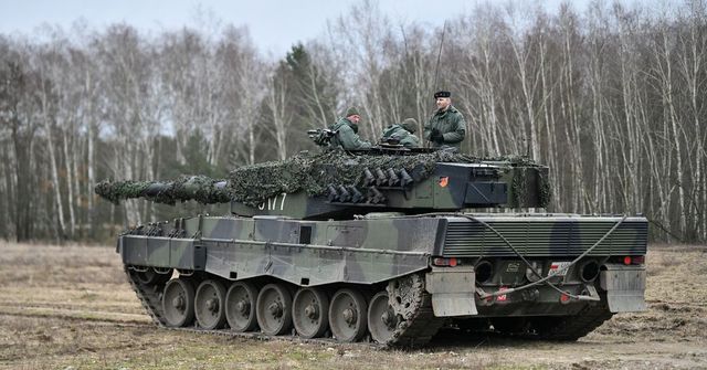 Németország eddigi legnagyobb katonai felszerelés-szállítmányát készíti elő Ukrajnának