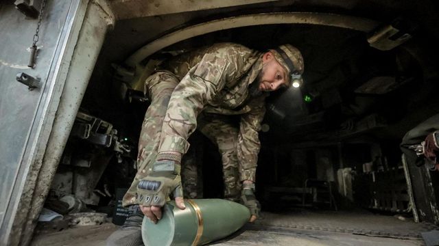 Attacchi russi su Kiev provocano 14 morti